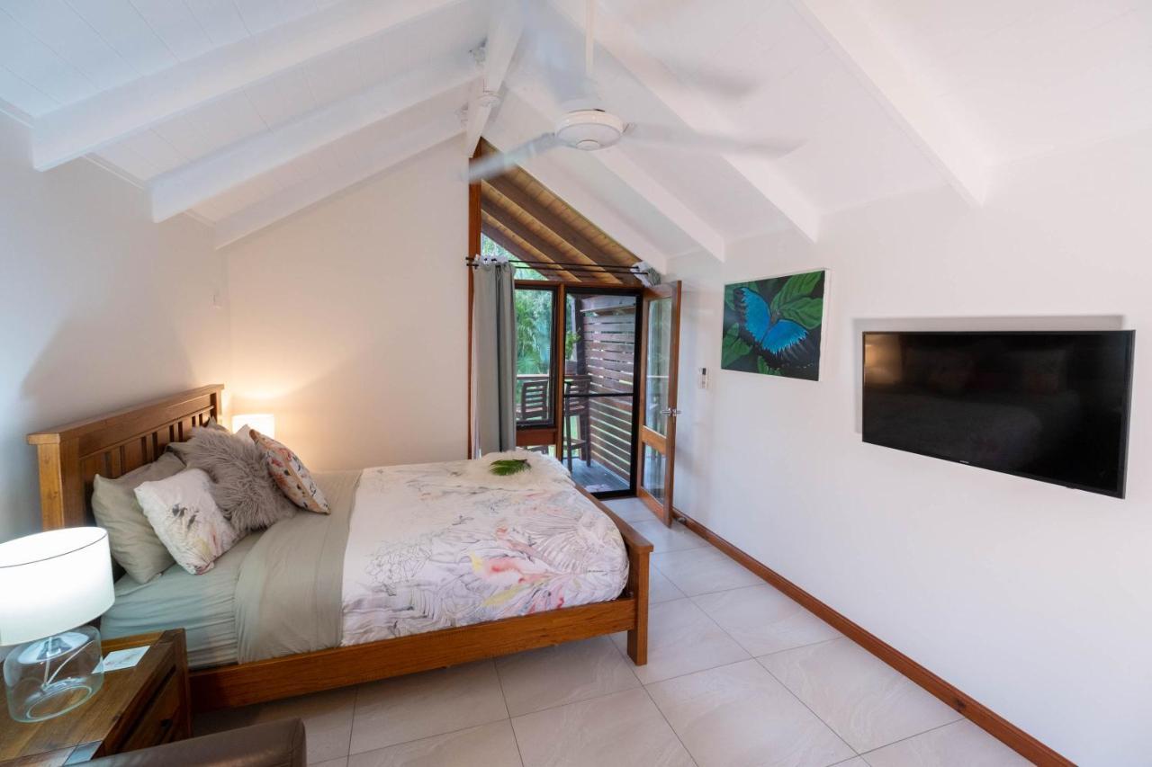 Airlie Beach Eco Cabins - Adults Only Экстерьер фото