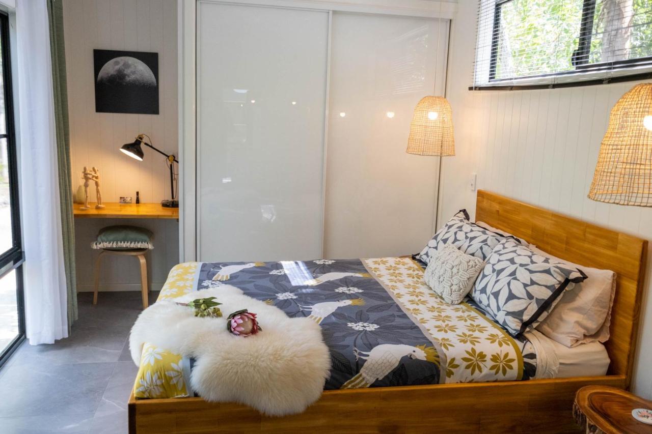Airlie Beach Eco Cabins - Adults Only Экстерьер фото