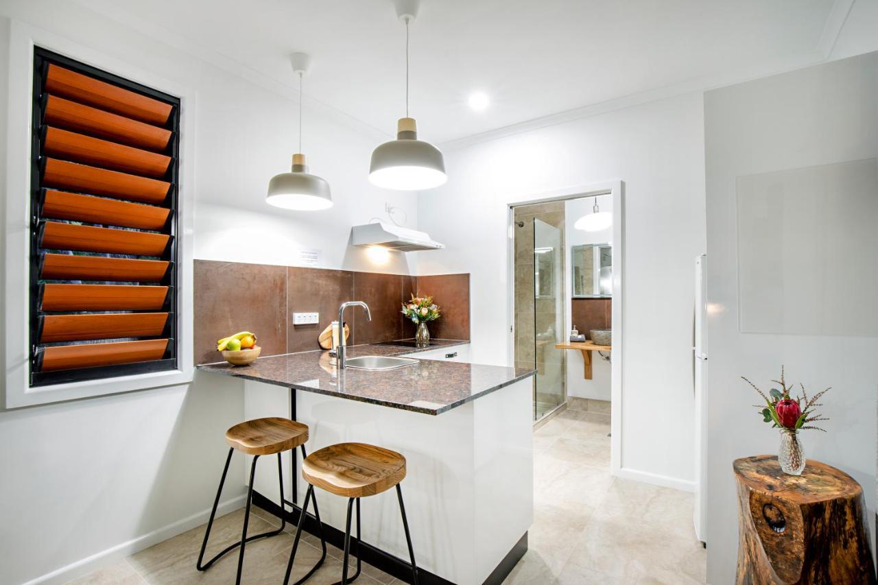 Airlie Beach Eco Cabins - Adults Only Экстерьер фото