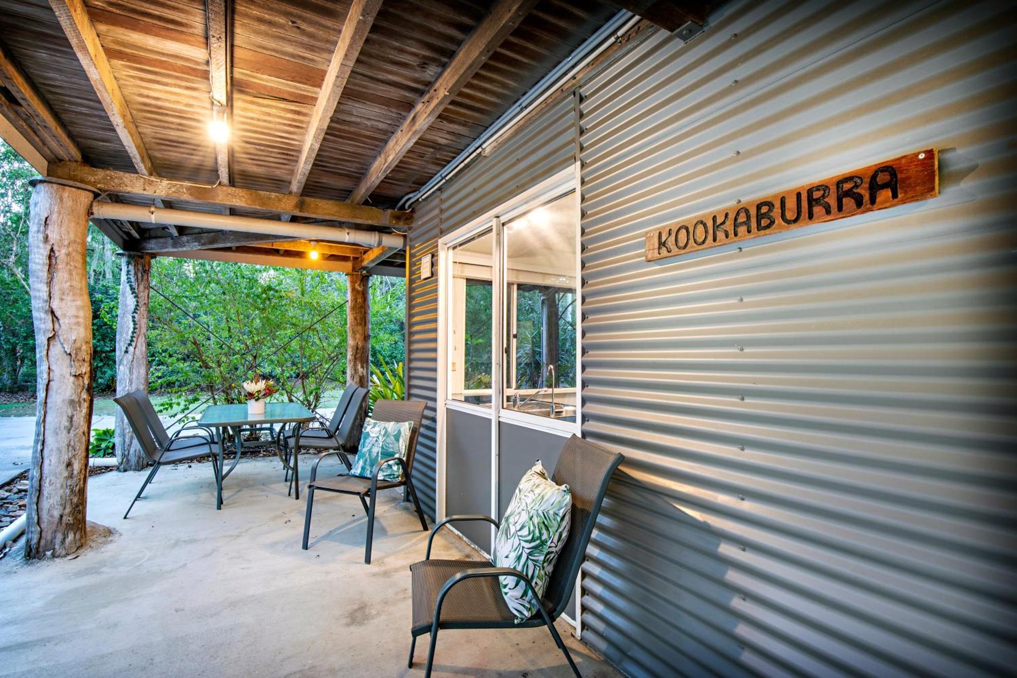 Airlie Beach Eco Cabins - Adults Only Экстерьер фото