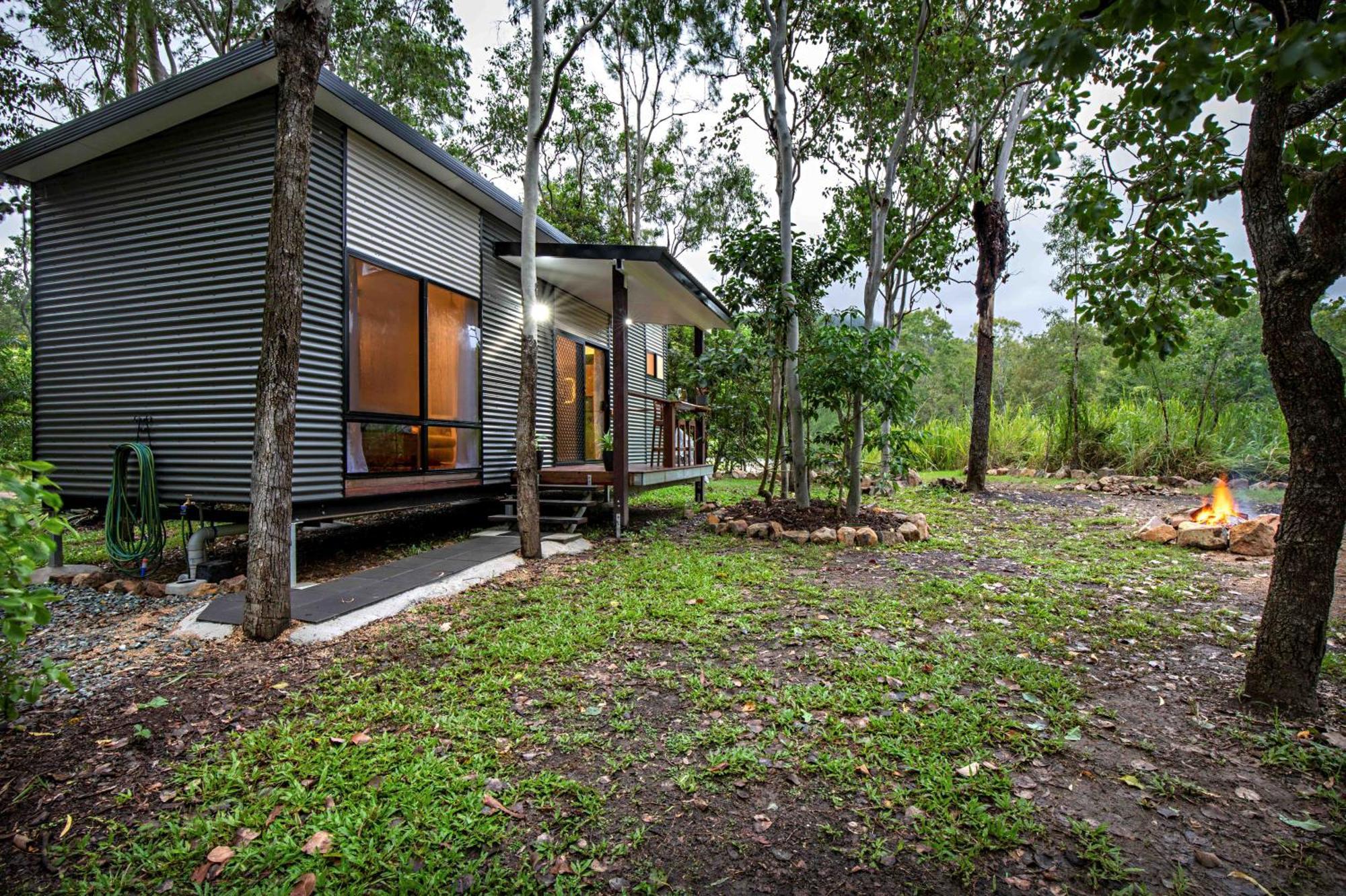 Airlie Beach Eco Cabins - Adults Only Экстерьер фото